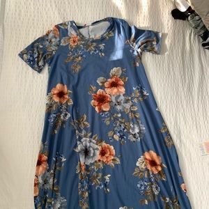 •mid floral dress•